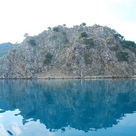 Sakin Vadi Winehouse Oda ve Kahvaltı Orhaniye (Marmaris)