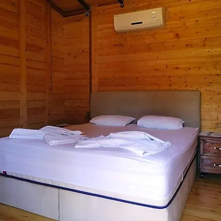 Sakin Vadi Winehouse Oda ve Kahvaltı Orhaniye (Marmaris)